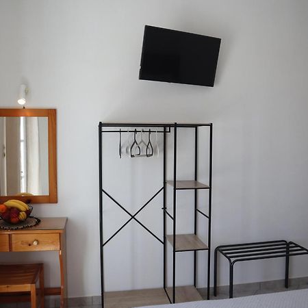 פריבולוס Pension St.George Rooms & Studios מראה חיצוני תמונה