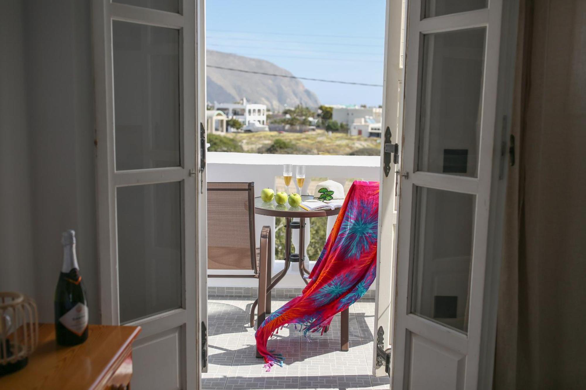 פריבולוס Pension St.George Rooms & Studios מראה חיצוני תמונה