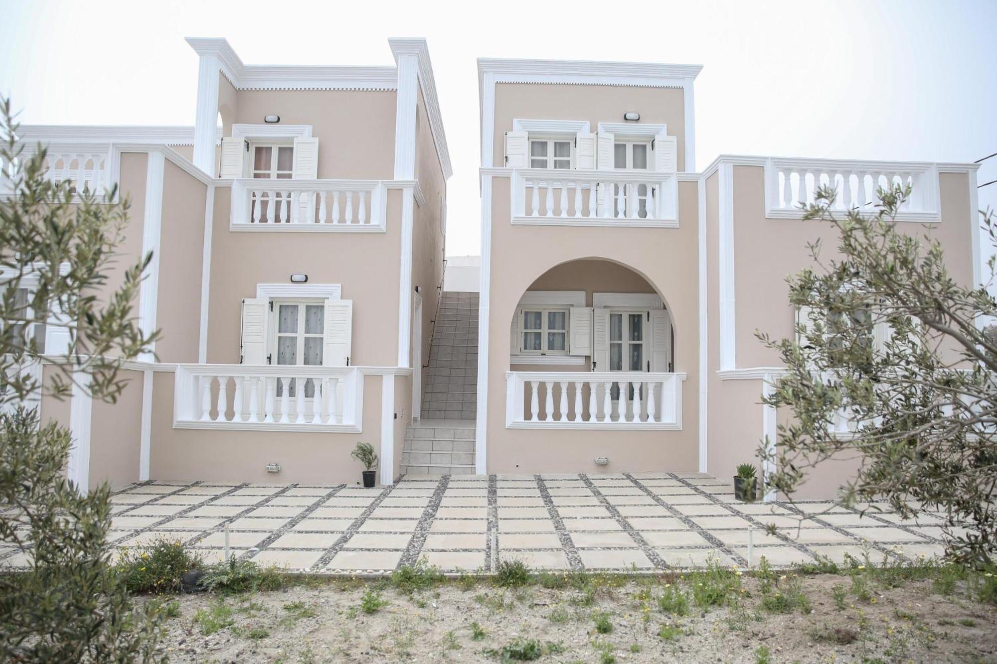 פריבולוס Pension St.George Rooms & Studios מראה חיצוני תמונה