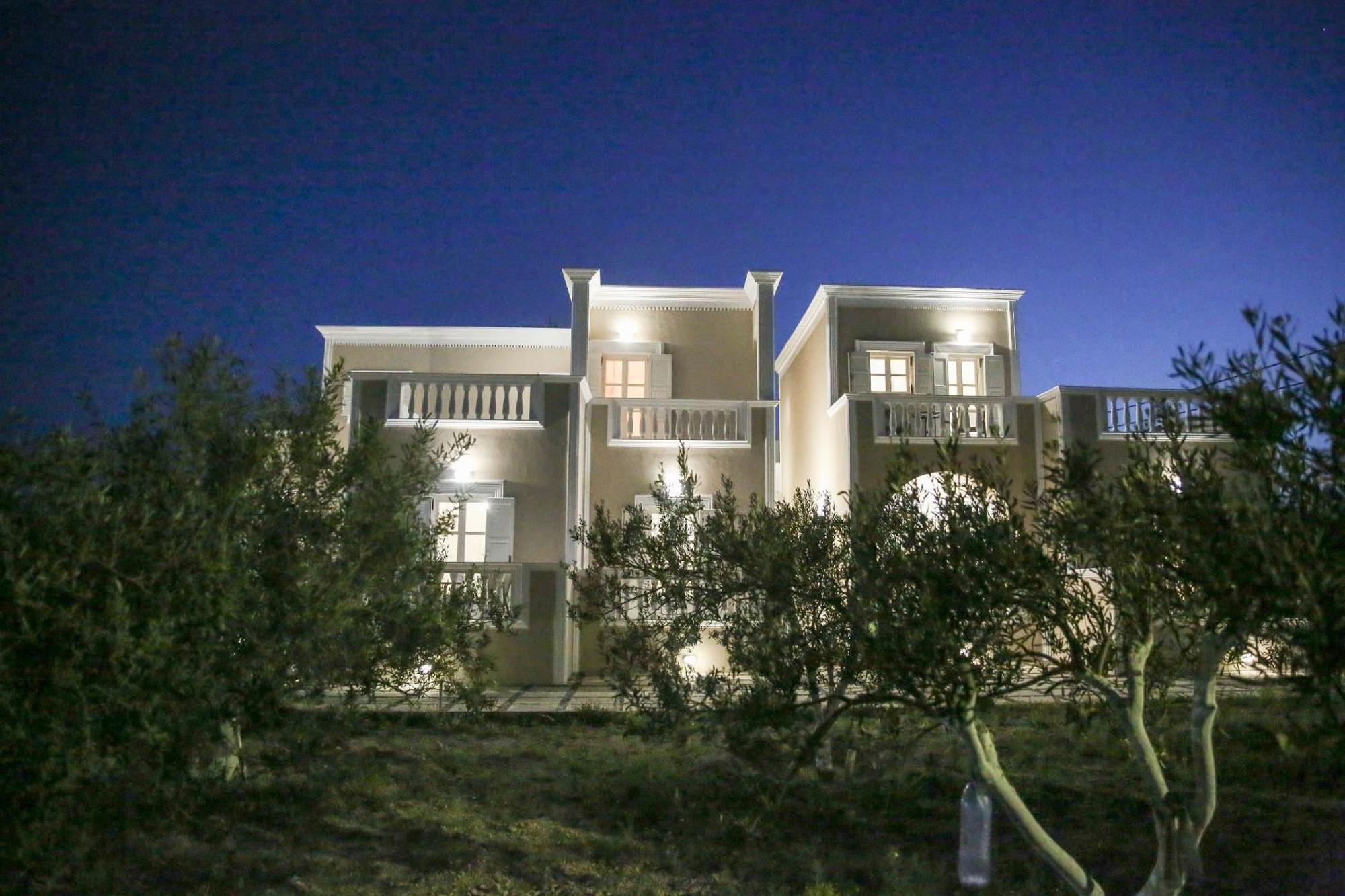 פריבולוס Pension St.George Rooms & Studios מראה חיצוני תמונה