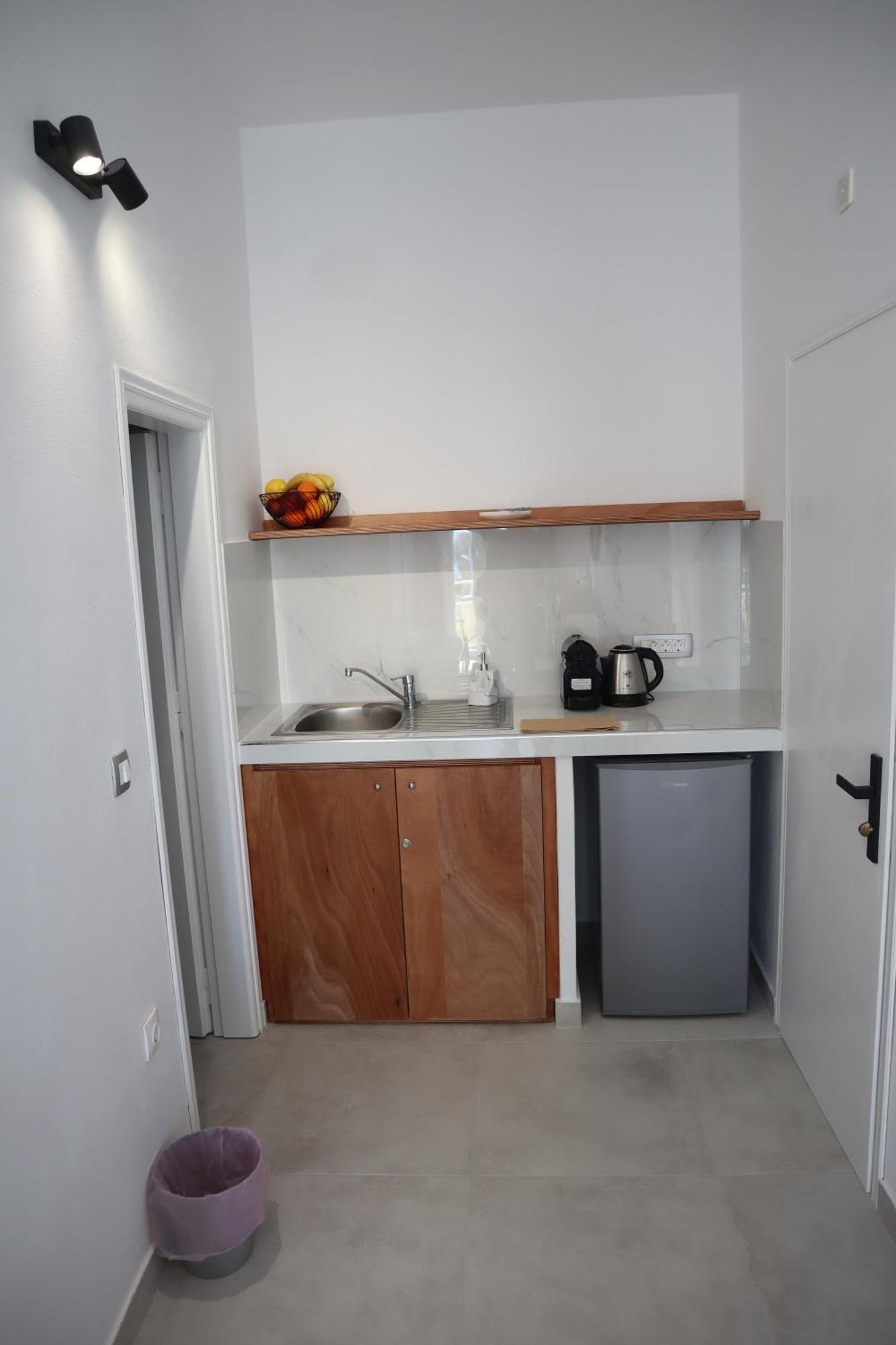 פריבולוס Pension St.George Rooms & Studios מראה חיצוני תמונה