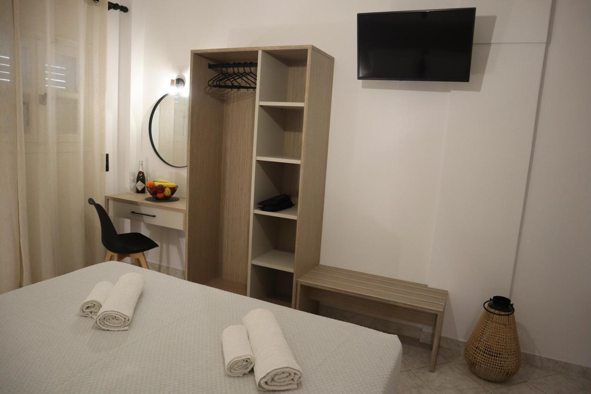 פריבולוס Pension St.George Rooms & Studios מראה חיצוני תמונה